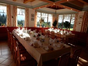 Restaurace v ubytování Hotel Landhof Simeter GMBH