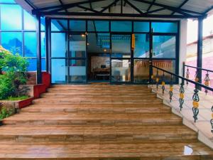 科代卡纳尔Vetrivel International by Brown Tree Resorts的相册照片