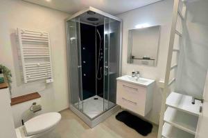 Bilde i galleriet til Studio Apt in FLIMS next to Caumasee i Flims