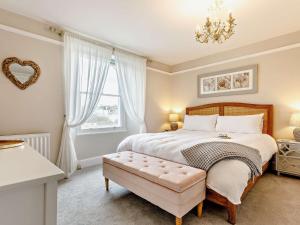 En eller flere senger på et rom på 4 bed property in Brixham 81367