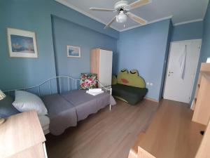 Gallery image of Spacious and comfy apartment by Golden Host in Nea Moudania +12 photos