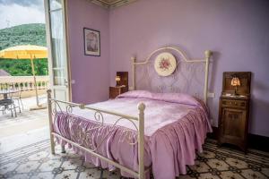 Postel nebo postele na pokoji v ubytování Marta Guest House + 29 fotografií