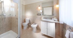 Kúpeľňa v ubytovaní Imperial Spa & Kurhotel
