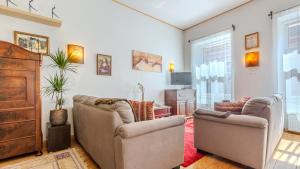 Χώρος καθιστικού στο A Piece of History GuestHouse