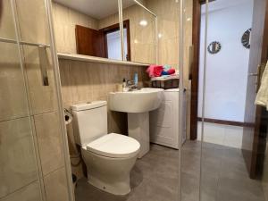 Et badeværelse på Viña de mar cosy Apartment + 4 billeder