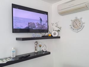 Μια τηλεόραση ή/και κέντρο ψυχαγωγίας στο Villa Mare