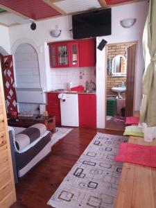 Kuchyň nebo kuchyňský kout v ubytování Apartman Mountain