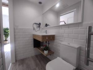 Phòng tắm tại Lepanto3 - Apartamento amplio y luminoso para disfrutar de Ourense