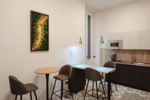 Kuchyň nebo kuchyňský kout v ubytování Lifestyle and Suites