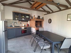 Kuchyň nebo kuchyňský kout v ubytování Apartman Family Čović