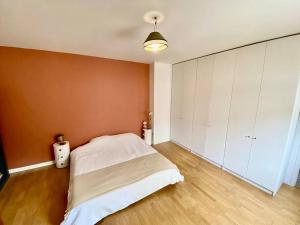 Fotografie z fotogalerie ubytování Superbe Maison à Saint-Ouen v destinaci Saint-Ouen + 24 fotografií