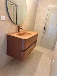 Een badkamer bij Hôtel & Résidence San Roccu