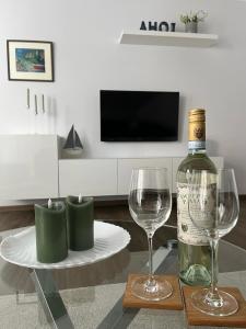 Galeriebild der Unterkunft Ferienwohnung "Delftbrise" Emden in Emden + 15 Fotos