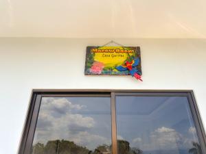 Certificado, premio, señal o documento que está expuesto en Casa Garitas GuestHouse & Car Rental - Free SJO Airport Shuttle