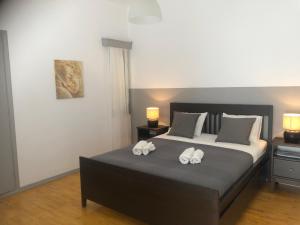 Ένα ή περισσότερα κρεβάτια σε δωμάτιο στο House Koula