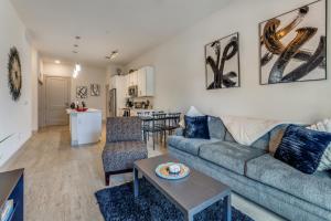 Fotografie z fotogalerie ubytování Spectacular Condo facing Riverwalk w Free Parking Pet Friendly Centrally Located on Riverwalk v destinaci San Antonio