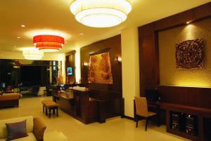 Posezení v ubytování Nicha Suite Hua Hin Hotel