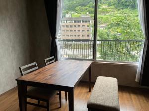 ryokan 天龍にあるバルコニーまたはテラス