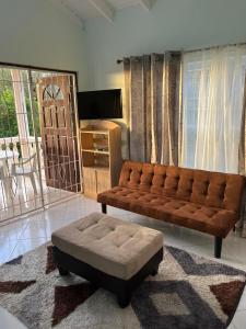 Posezení v ubytování Sima Villas + 7 fotografií