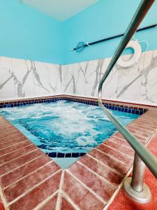 Bazén v ubytování Aspen Hotel nebo v jeho okolí