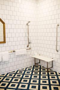Kylpyhuone majoituspaikassa Halcyon House