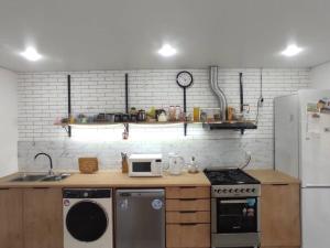 Galeriebild der Unterkunft Yurt stay in downtown in Karakol