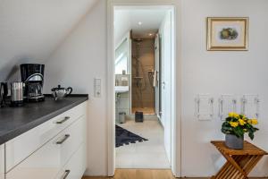 Kuchyň nebo kuchyňský kout v ubytování Ferienwohnung Kühn