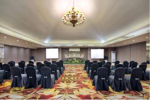 Konferenční prostory v ubytování Four Star by Trans Hotel
