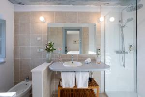 A bathroom at Casona Las Cinco Calderas
