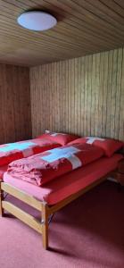 Postel nebo postele na pokoji v ubytování Mansarda Sant'Antonio