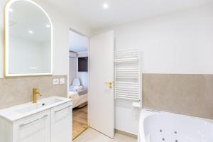 Phòng tắm tại Lavie Maison Balneo garden flat +56 ảnh