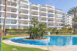 Bazén v ubytování Mi Capricho beach front sea view & pool - Happy Rentals nebo v jeho okolí