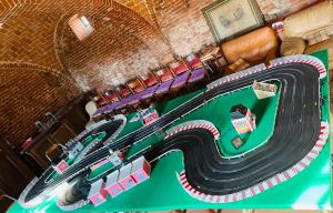 a model of a toy track with a train at Agriturismo Olivazzi in Quattordio