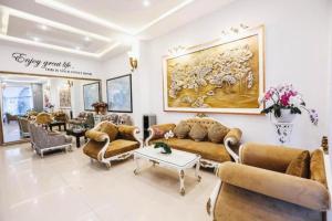 Posezení v ubytování Empress Dalat - Sky View Hotel