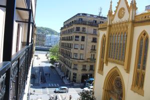 Výhľad na mesto Donostia-San Sebastián alebo výhľad na mesto priamo z penziónu