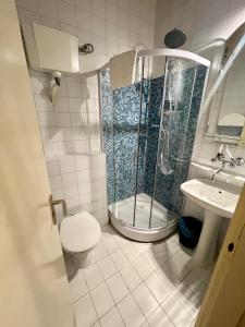 Kúpeľňa v ubytovaní Piknik Wellness Hotel