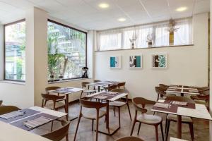 Εστιατόριο ή άλλο μέρος για φαγητό στο Hotel Domomea