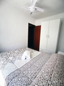 Cama o camas de una habitación en Apartamento Completo Luna Llena de Barbate
