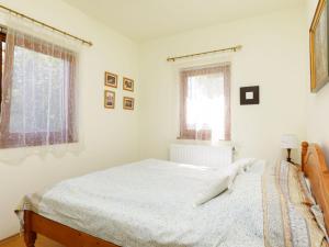 Katil atau katil-katil dalam bilik di Holiday Home Juglans 1 by Interhome