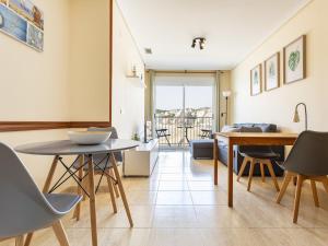Posezení v ubytování Apartment Grimaca-2 by Interhome