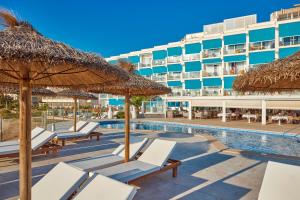 Бассейн в Universal Hotel Cabo Blanco - Adults Only или поблизости