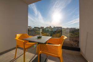 Balkón nebo terasa v ubytování Lake View Rooms Ksamil