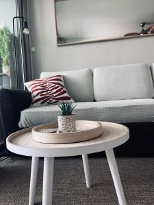 Posezení v ubytování Le Dauphin - 150m de la plage - Piscine -