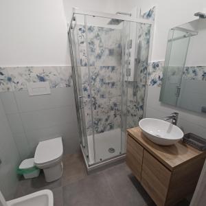 Koupelna v ubytování ACRONE GUEST HOUSE Centro Città (Locazione Turistica)