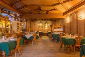 Restaurace v ubytování Historic Hotel Ristorante La Stua