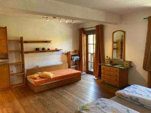 Letto o letti in una camera di Ferienwohnung Schreiner