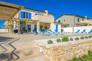 Το κτήριο όπου στεγάζεται  η βίλα