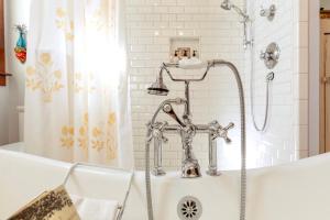 Palazzo Hudson - Luxury Pool, Hot Tub, and Sauna衛浴