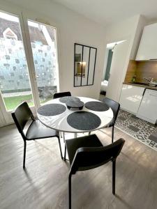 Gallery image of Appartement cosy avec terrasse et parking, 4 pers. in Étampes