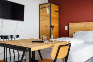 Staycity Aparthotels Leipzig City Centre客房内的一张或多张床位